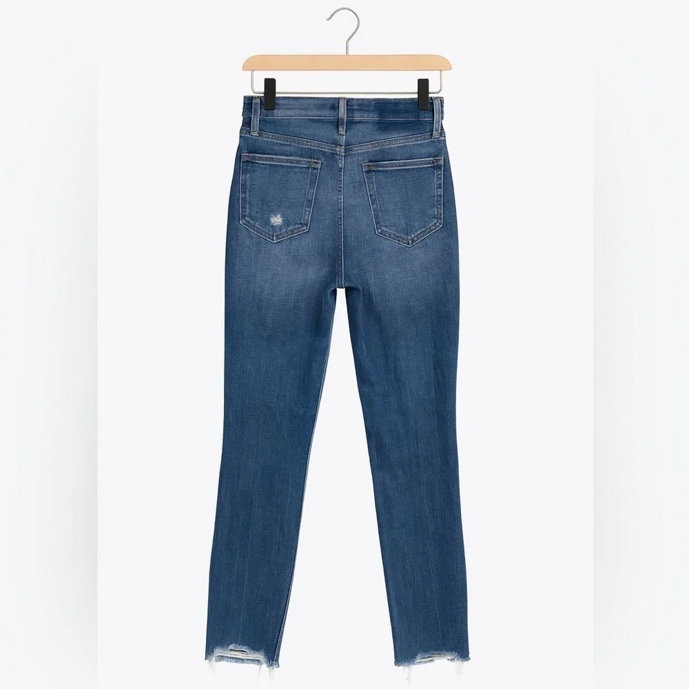 Abercrombie & Fitch Ultra High Rise Straight Curve Love Jeans Sz 25/0 Frayed Hem